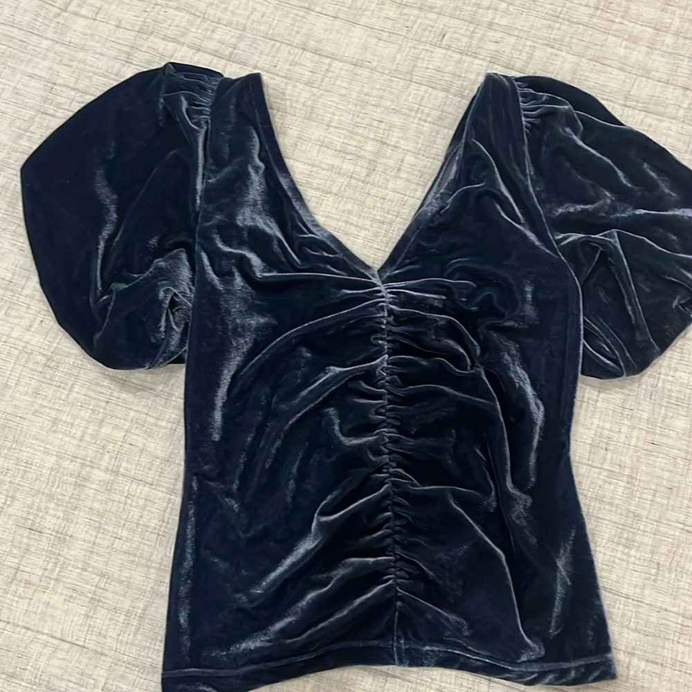Free People V neck